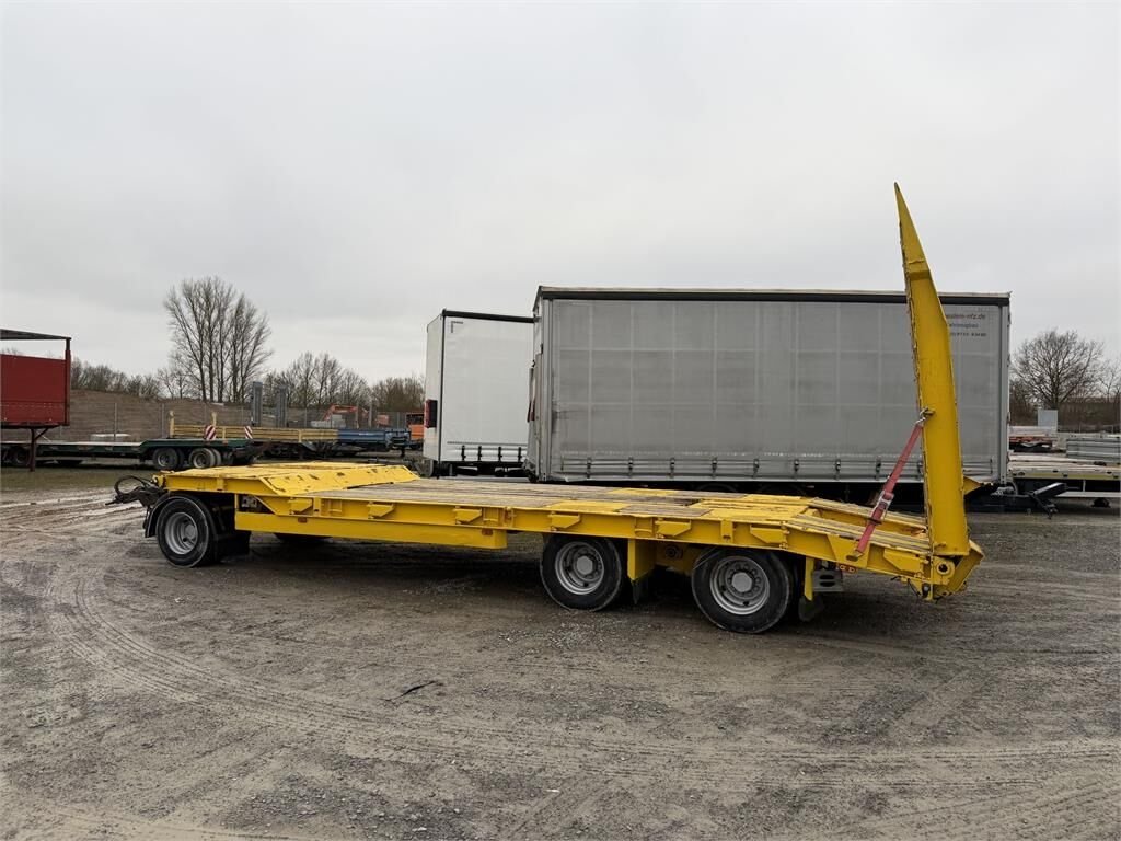 Trailer Schwarzmuller TU 30/100