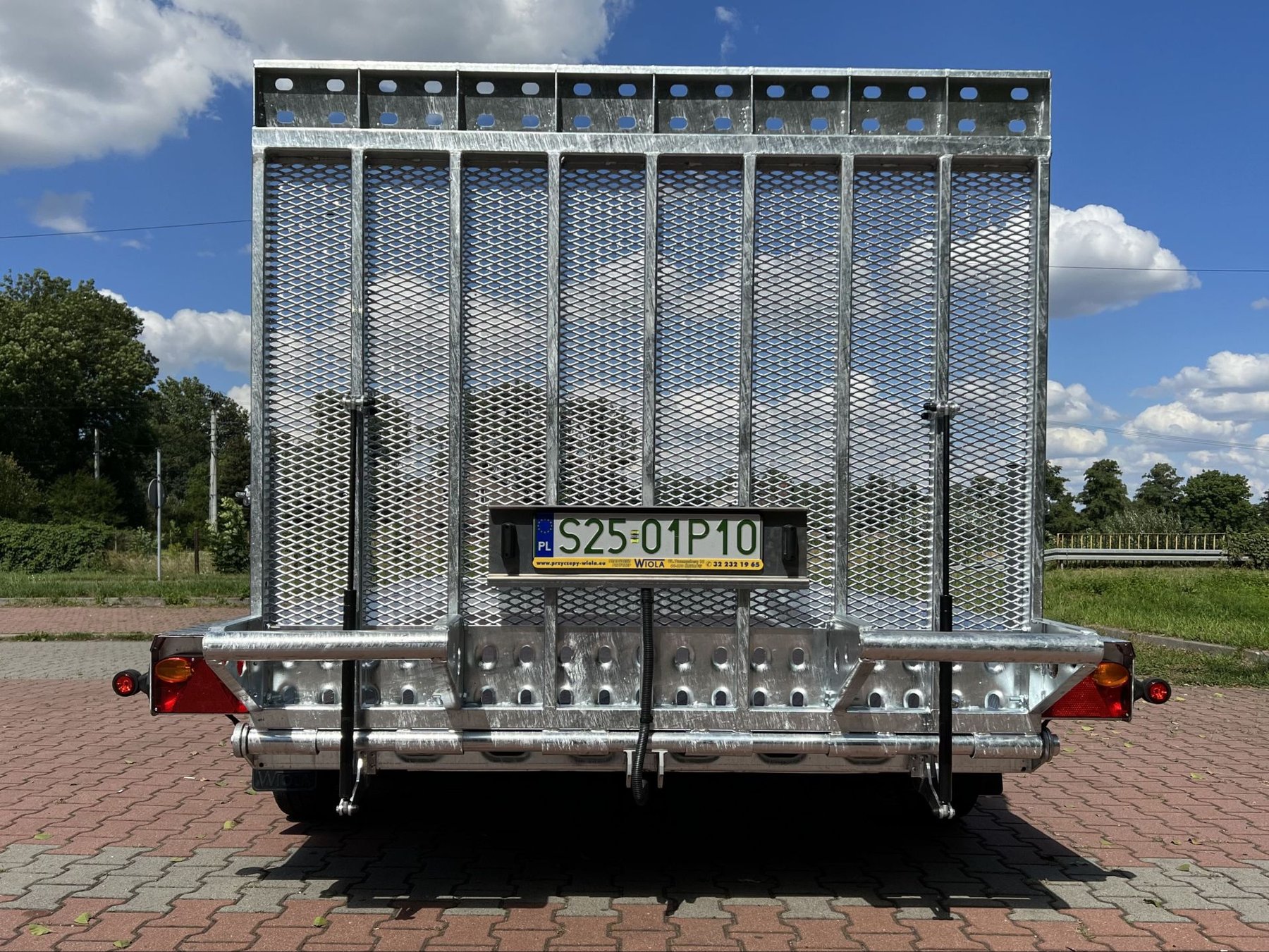 Anhänger Wiola B3540