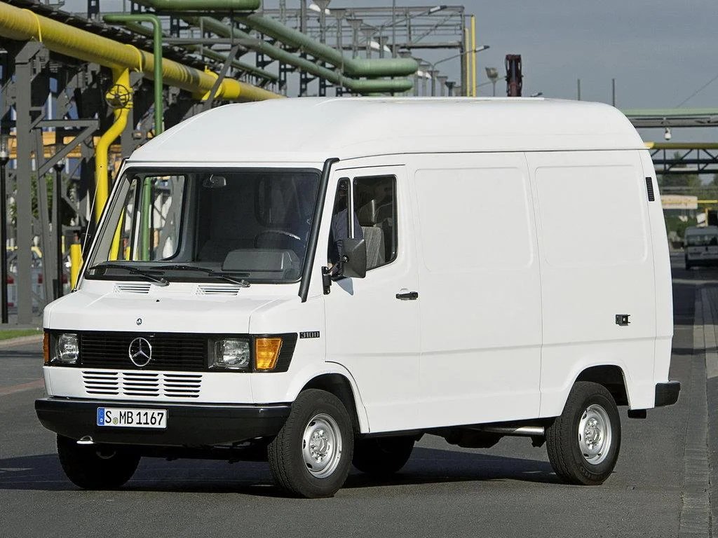 Van Mercedes Benz B0208DD30C