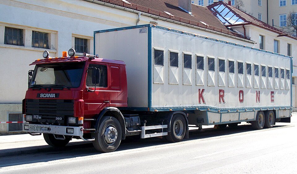 Truck Scania 113M