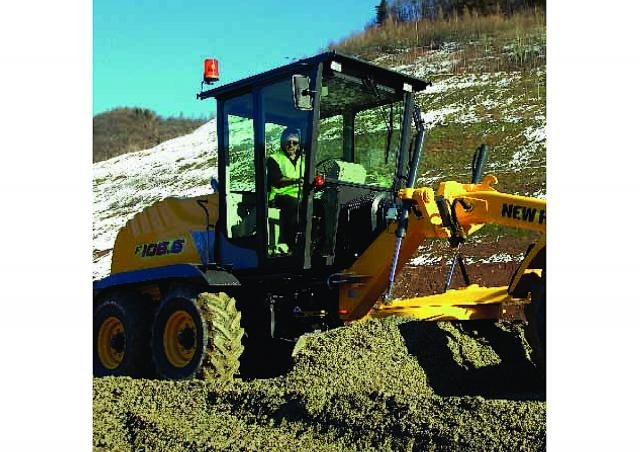 Grader New Holland F106.6A