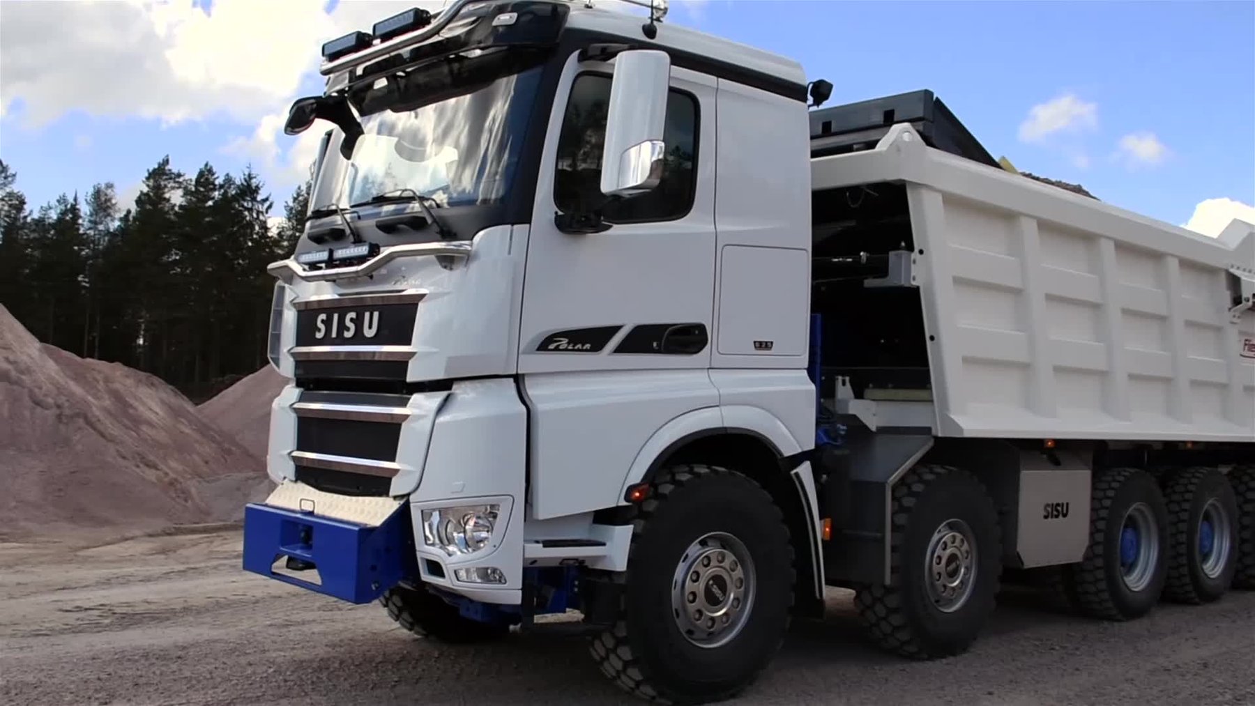 Lastwagen Sisu SK210