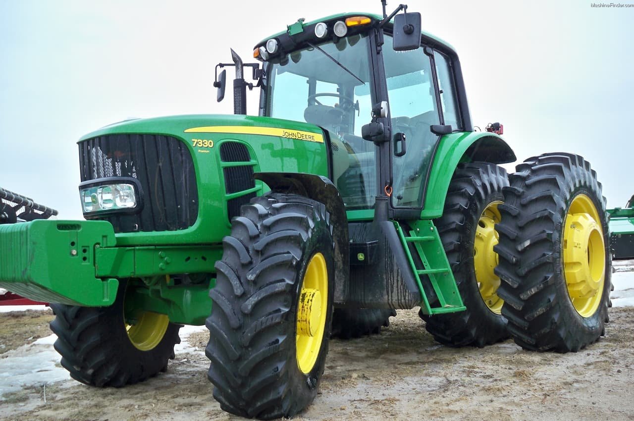 Tractor John Deere 7330 Premium Cab Tractor MFWD