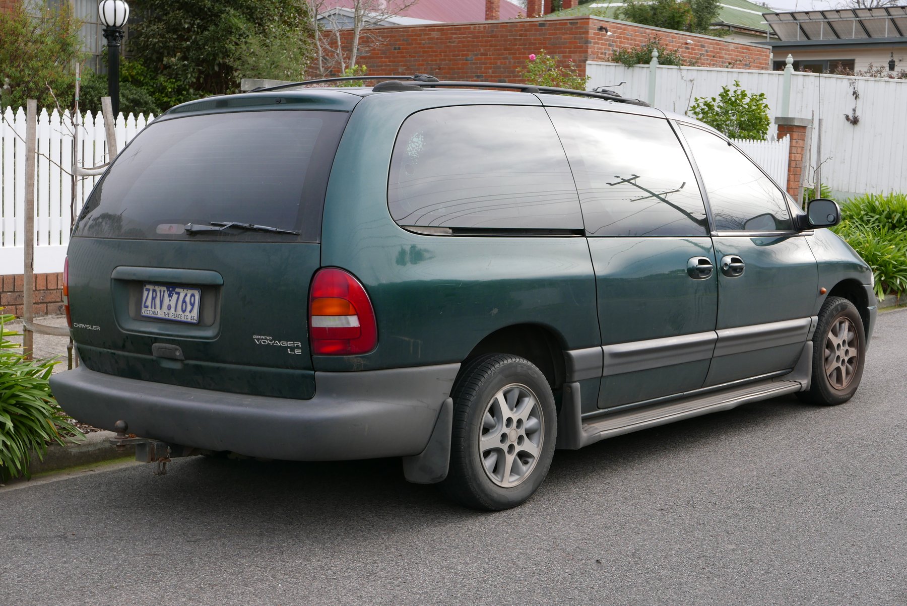 Van Chrysler VOYAGER 2.5I S VAN