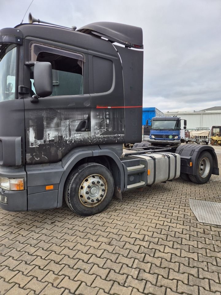 Scania 94 DB 4X2 NA 260