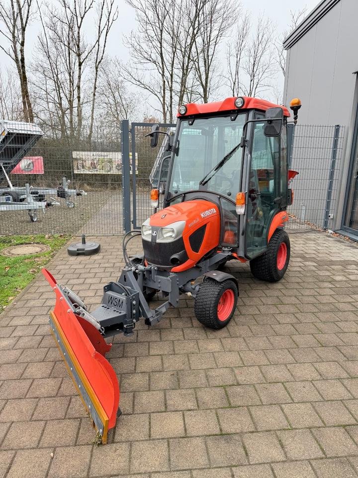 Tractor Kubota BX231