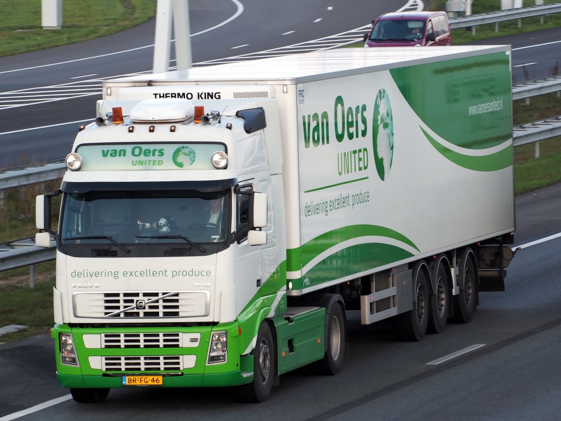 Truck Volvo FH12 4X2T