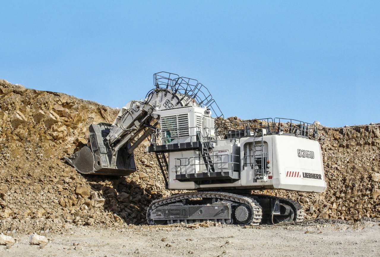 Liebherr R9350