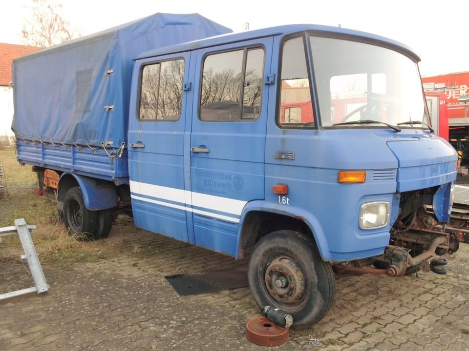 Van Mercedes Benz 409 DA