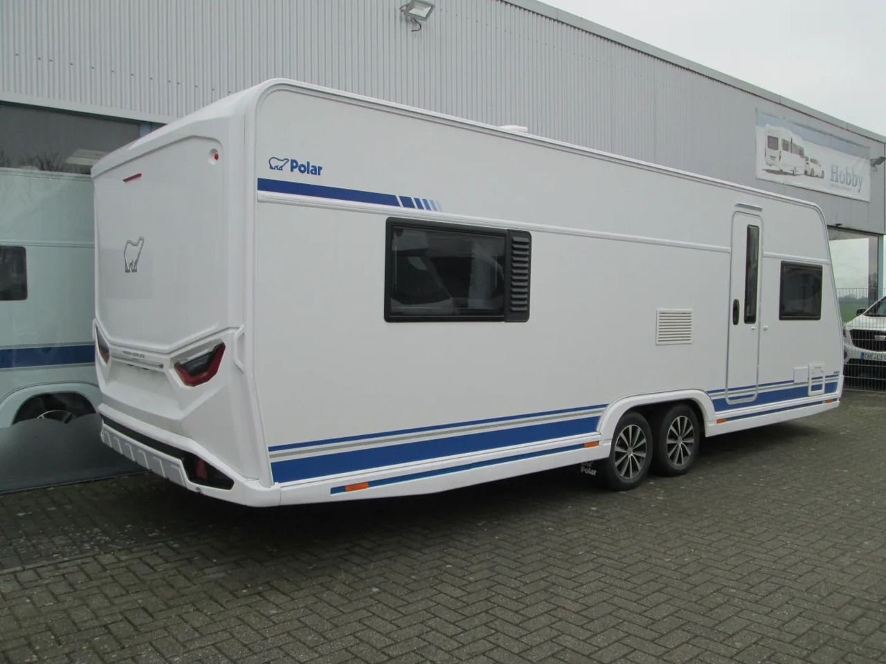 Car trailers up to 3.5 t POLAR 680 CTX