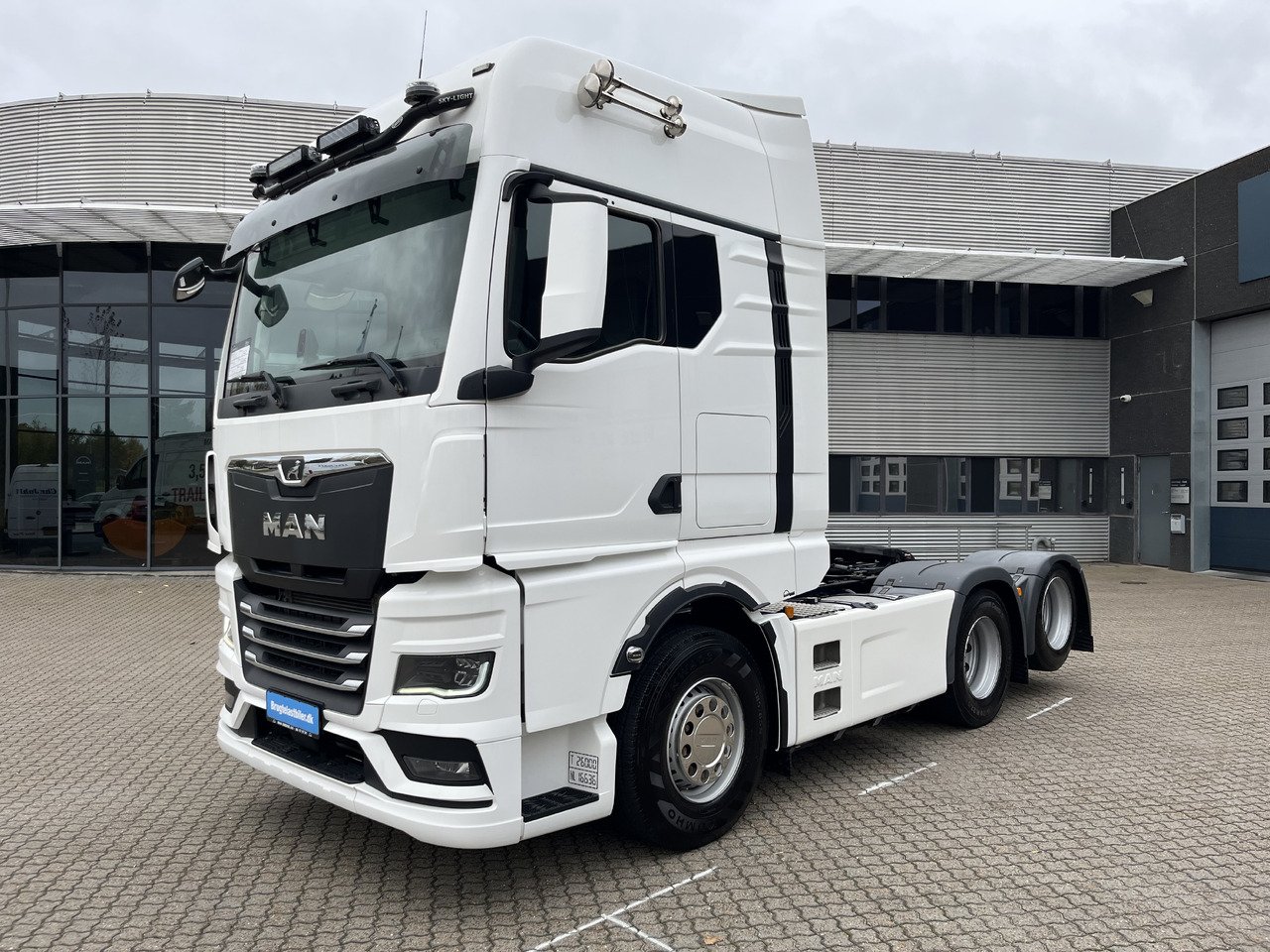 Truck MAN 28.510 6x2=2 LL SA