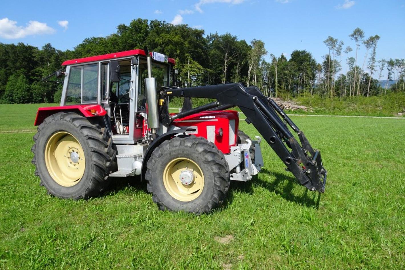 Tractor Schlüter Compact 1250 TV6/LS