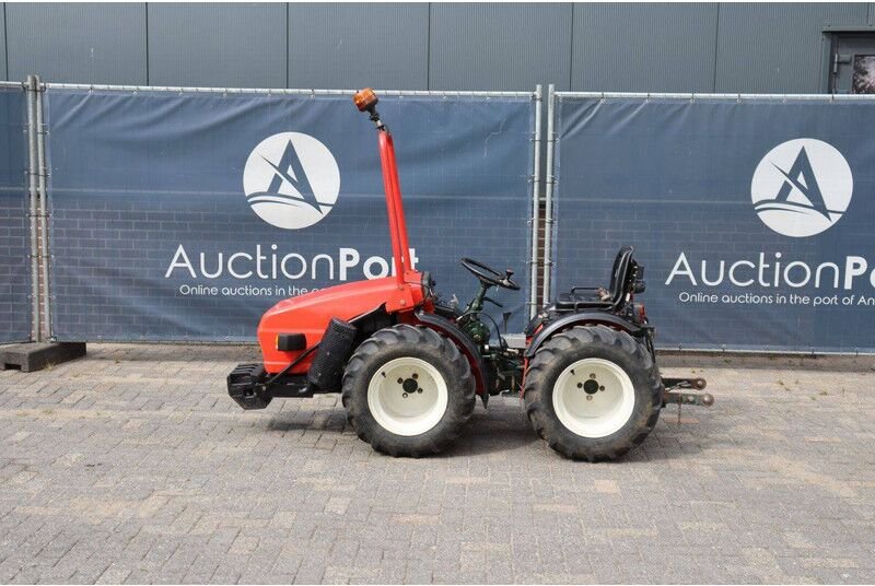 Tractor Goldoni Compact 774 AD