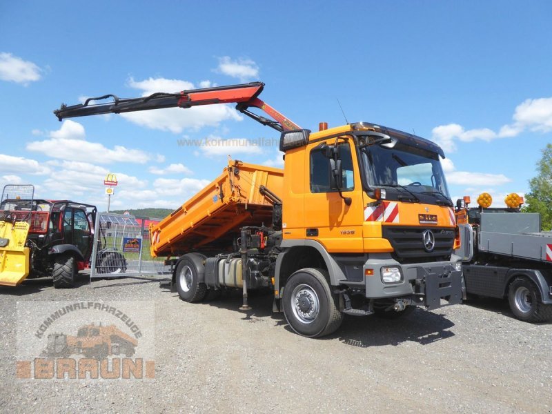 Truck Mercedes Benz 1836 AK 4X4