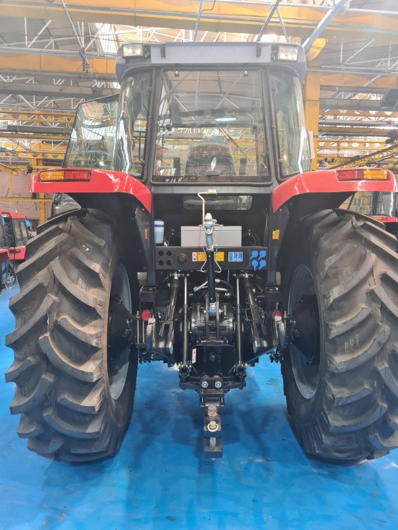 Traktor ITM 1500