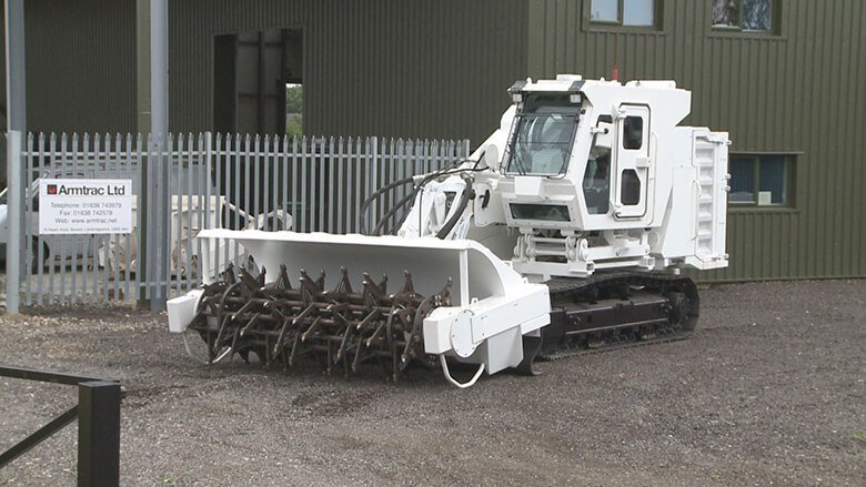 Engineer & recovery vehicles Armtrac Ltd Armtrac 400