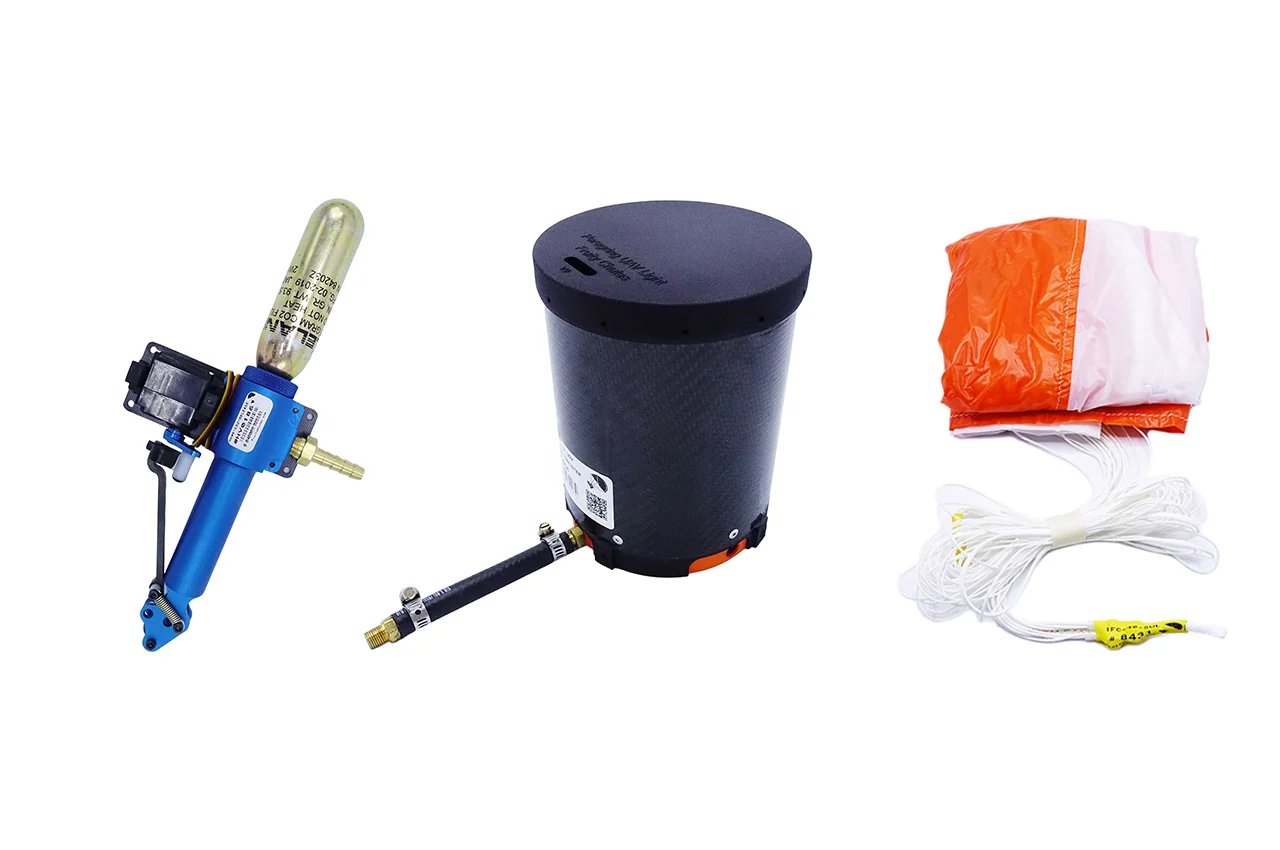 Parachute recovery systems for drones Fruity Chutes Inc. Skycat Bundle Ultralight - 22 lb (10 kg)