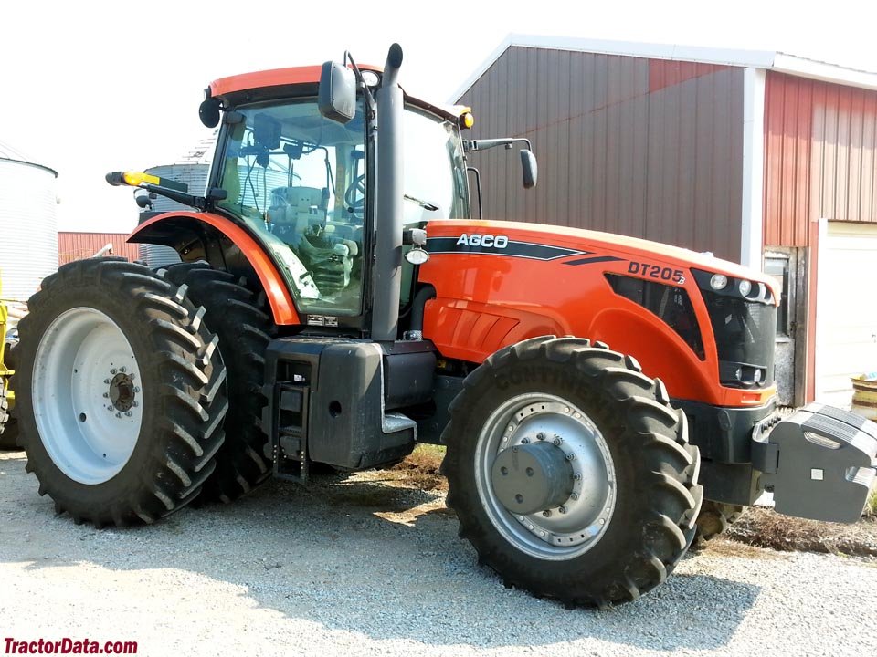 Tractor AGCO DT250B