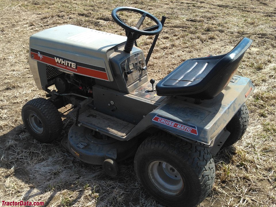 Ride-on mowers White LT 1800