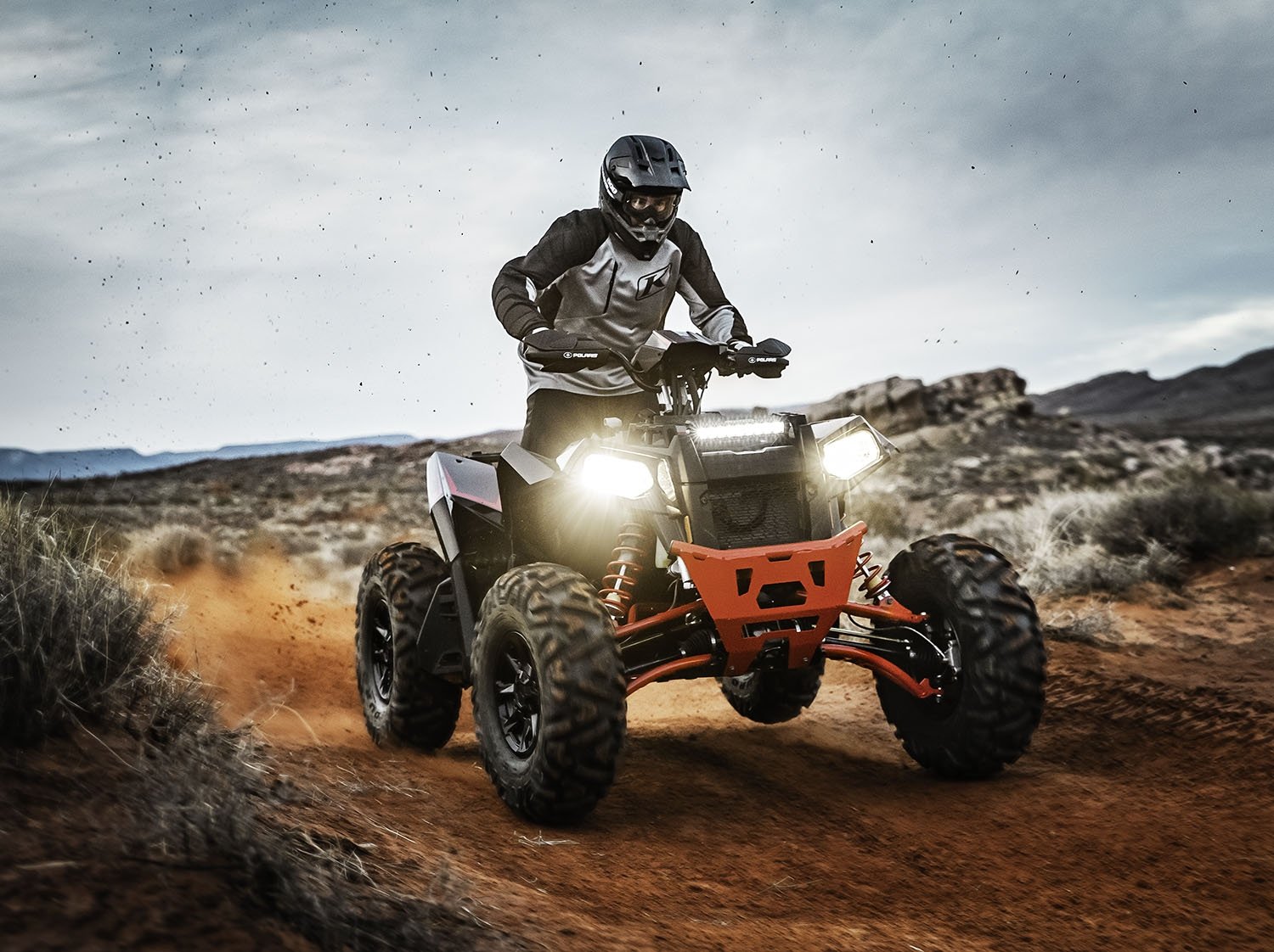 Pojazdy UTV i quady Polaris SCRAMBLER