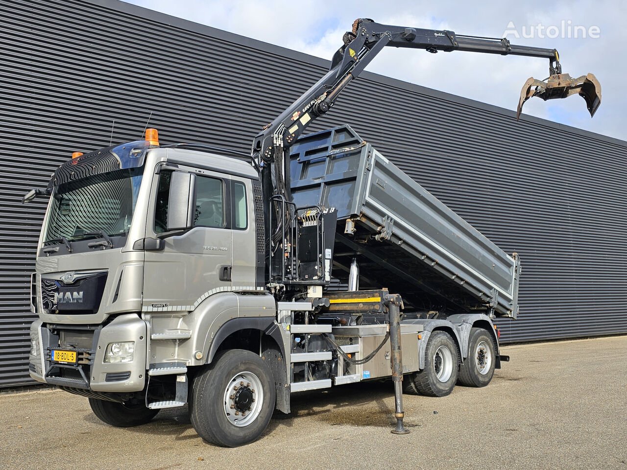 Truck MAN MAN TGS 28.400 6X4-4 BL