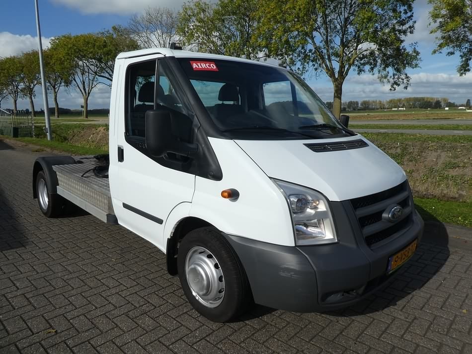 Van Ford TRANSIT 350M VAN 145 MR 4,63