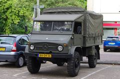 Mercedes Benz UNIMOG 404