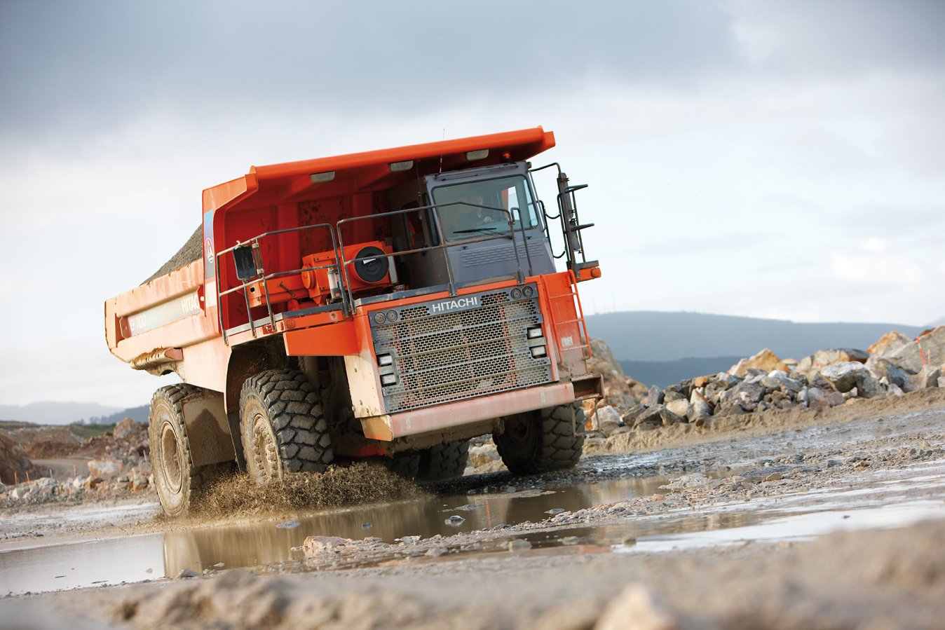 Mining machine Hitachi EH1100-3