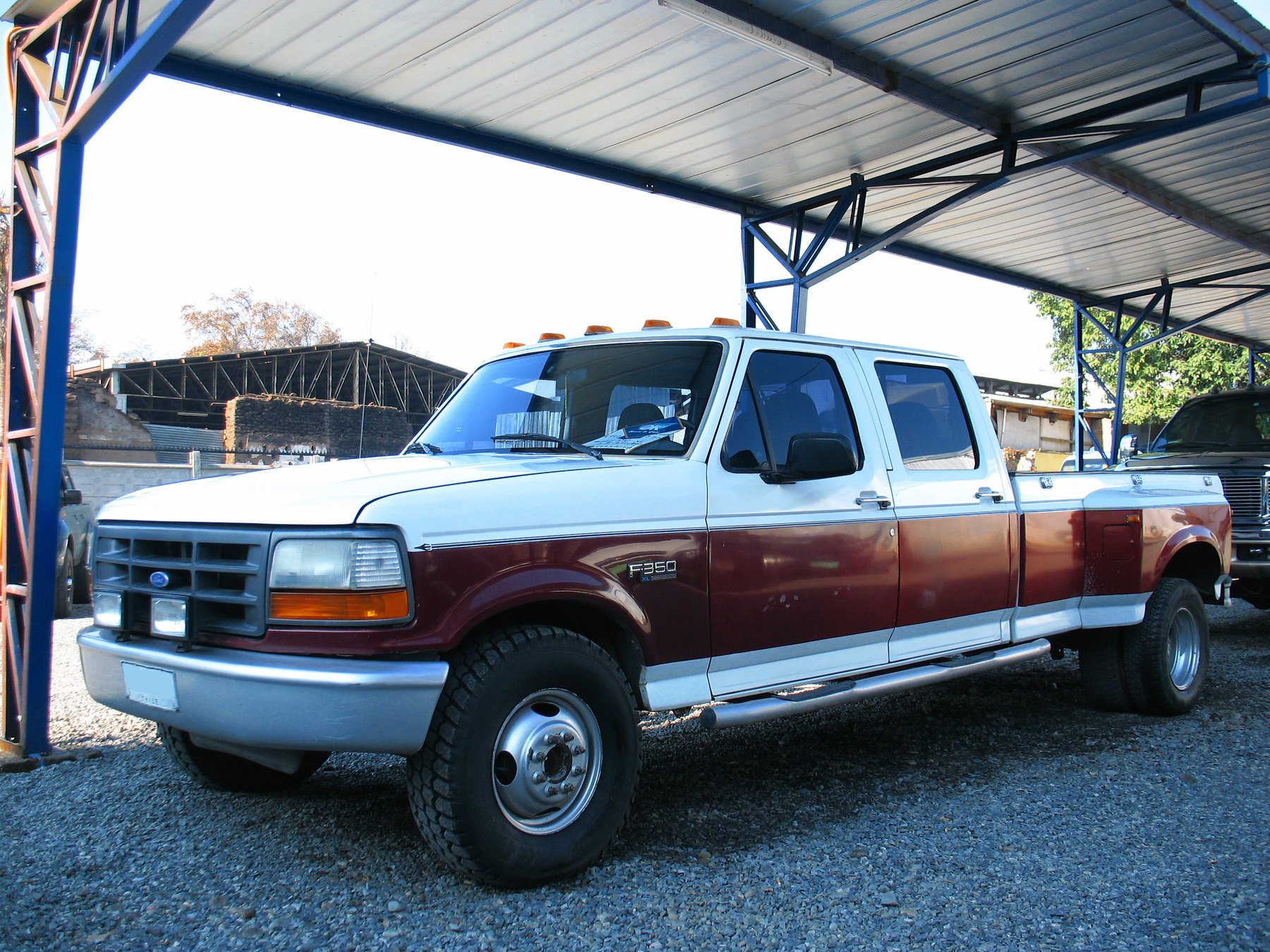 Van Ford 350L CCLB 140 4.27
