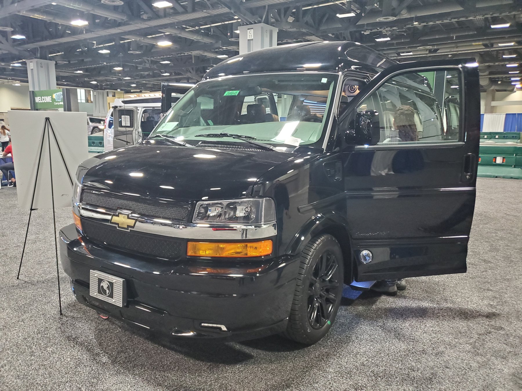 Chevrolet Explorer van