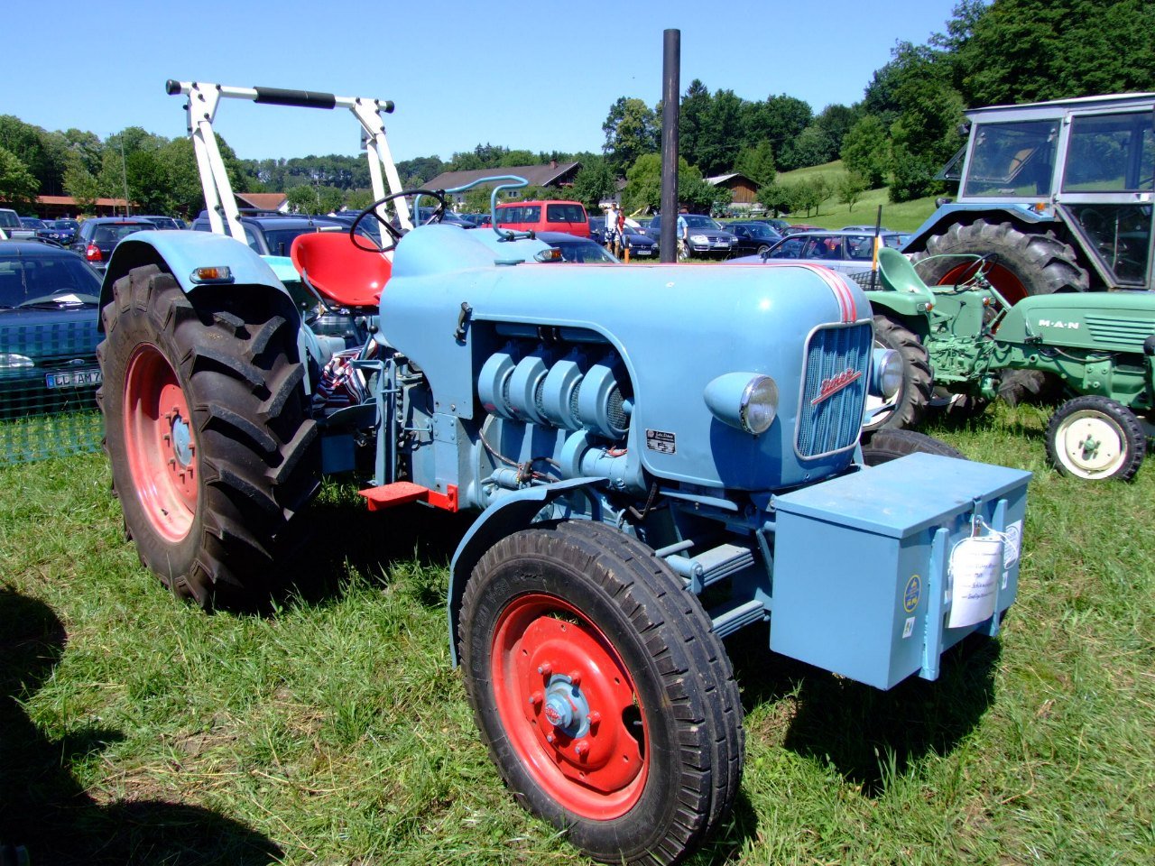 Tractor Eicher EM 600