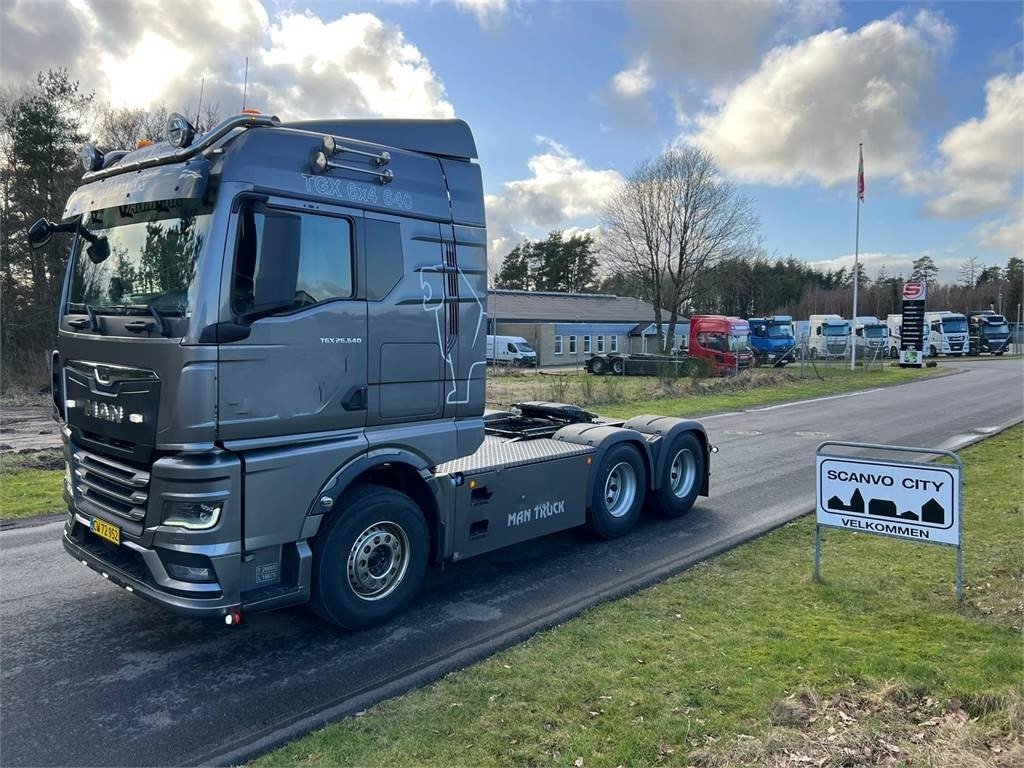 Truck MAN 26.640 6x4 BL SA