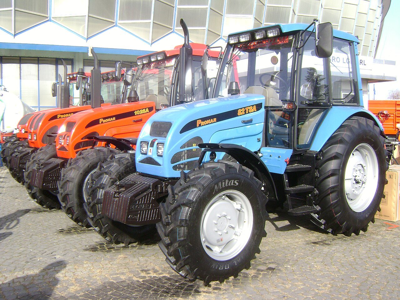 Tractor Pronar 82TSA