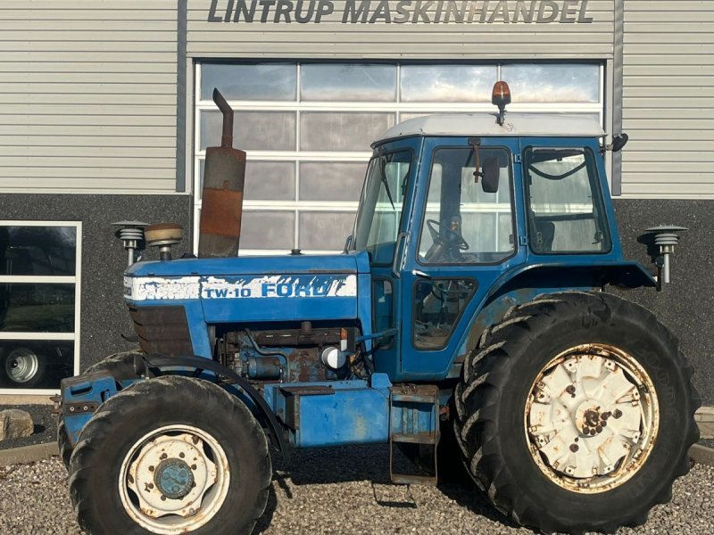 Tractor Ford TW-10 (A)