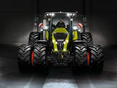 CLAAS 870 AXION