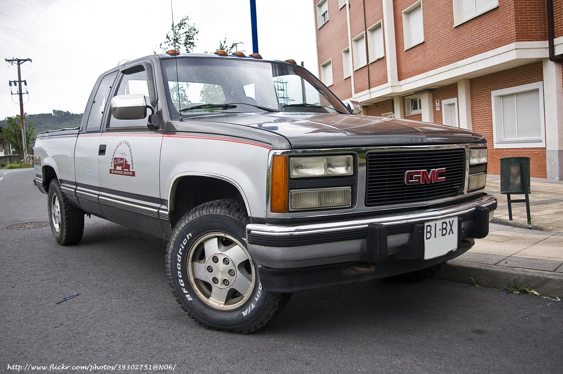 Truck GMC Sierra 4x4 SLE