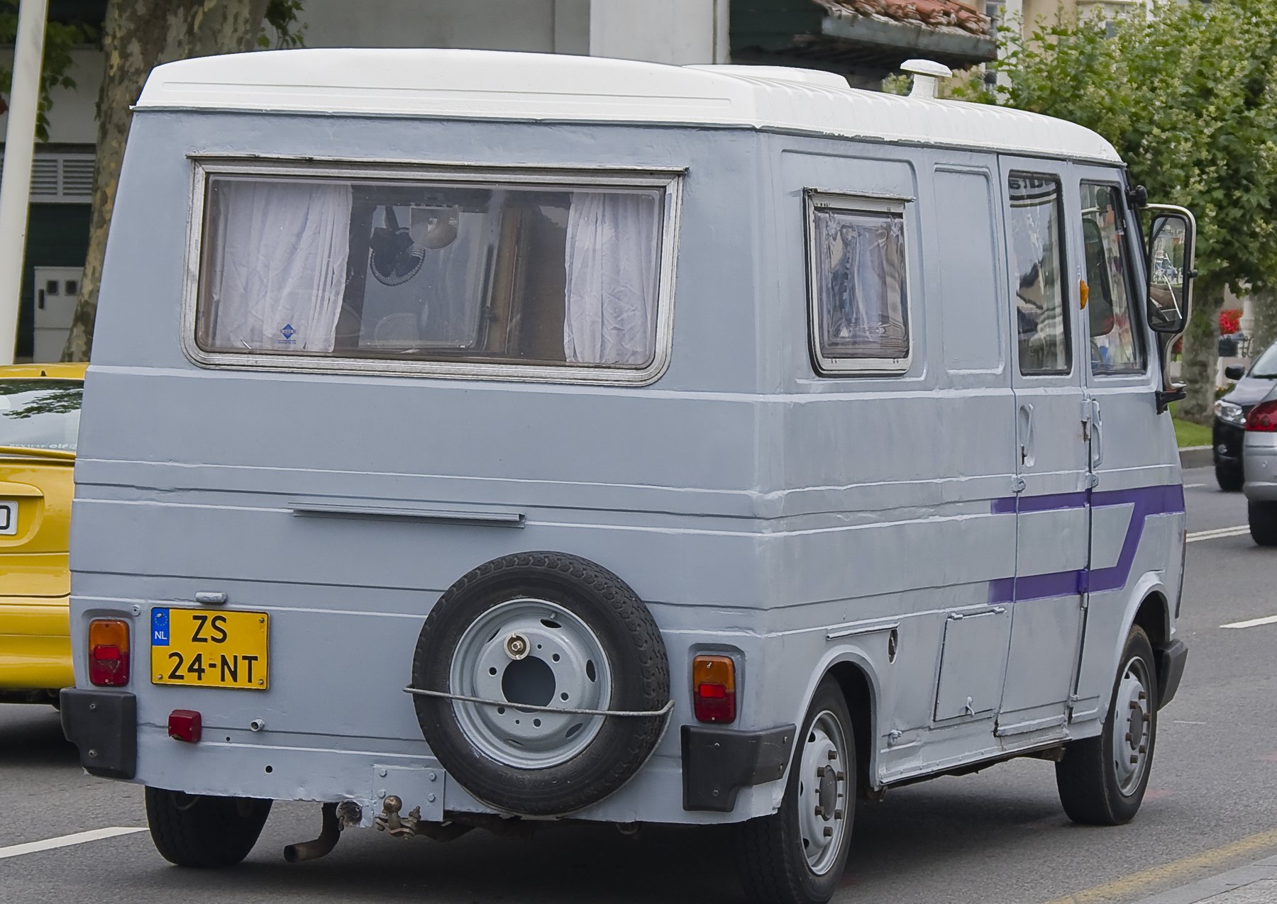 Transporter Fiat P210
