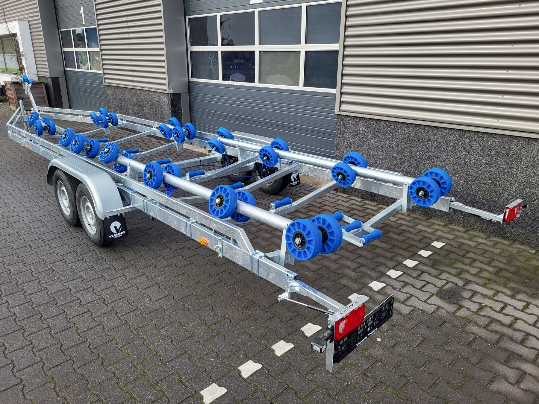 Light trailers up to 750 kg Alberni-Trailer TF 3250