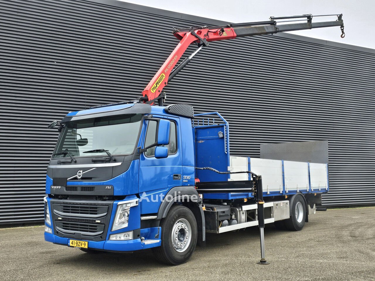 Lastwagen Volvo FM 330 4X2