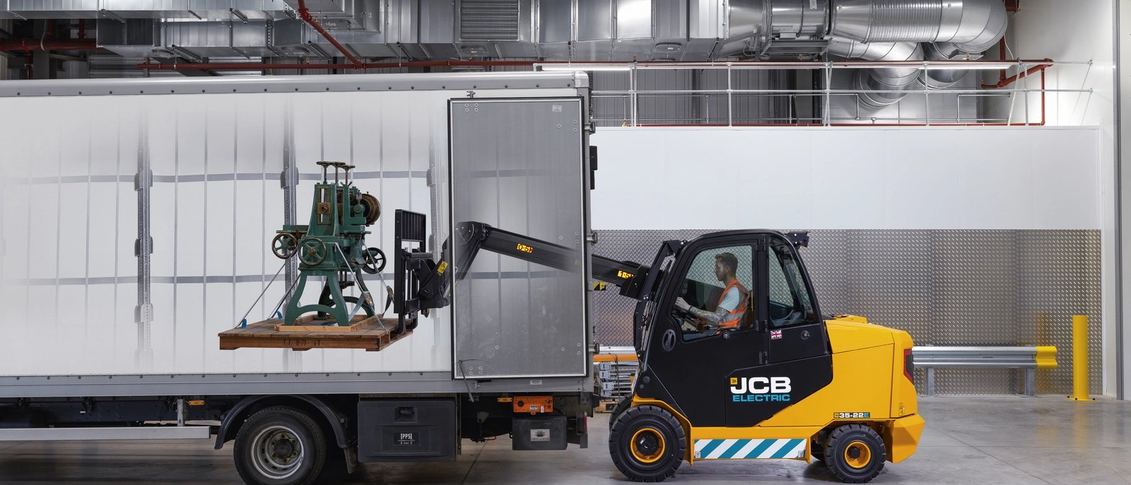 Forklift JCB Electric Teletruk Range