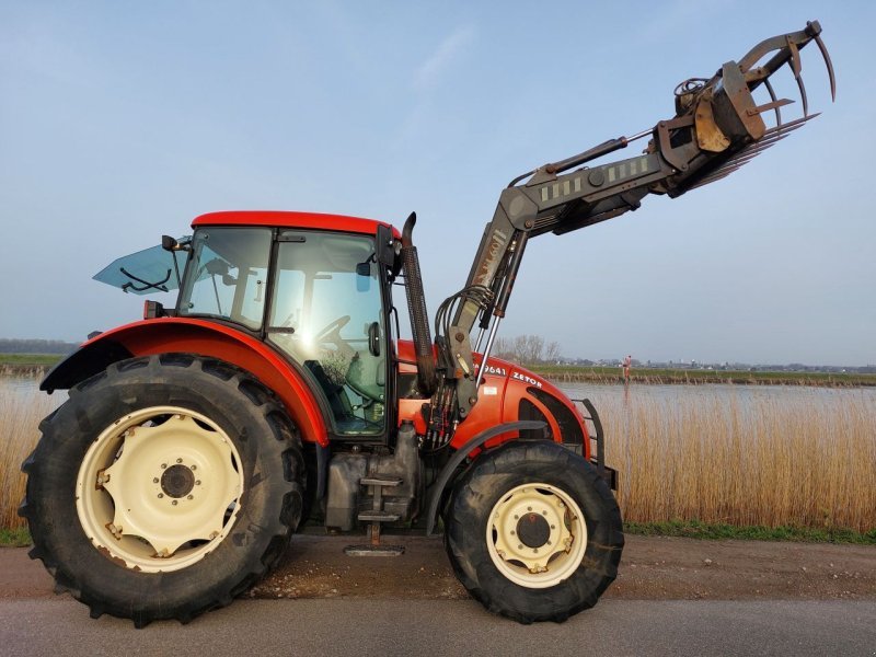 Tractor Zetor 9641