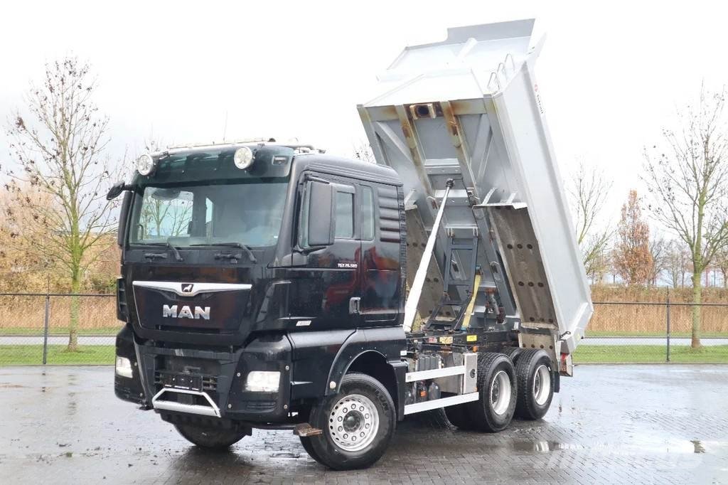 MAN 26.580 6x4 BB CH