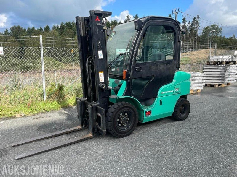 Wózki spalinowe Diesel Mitsubishi FD25N3