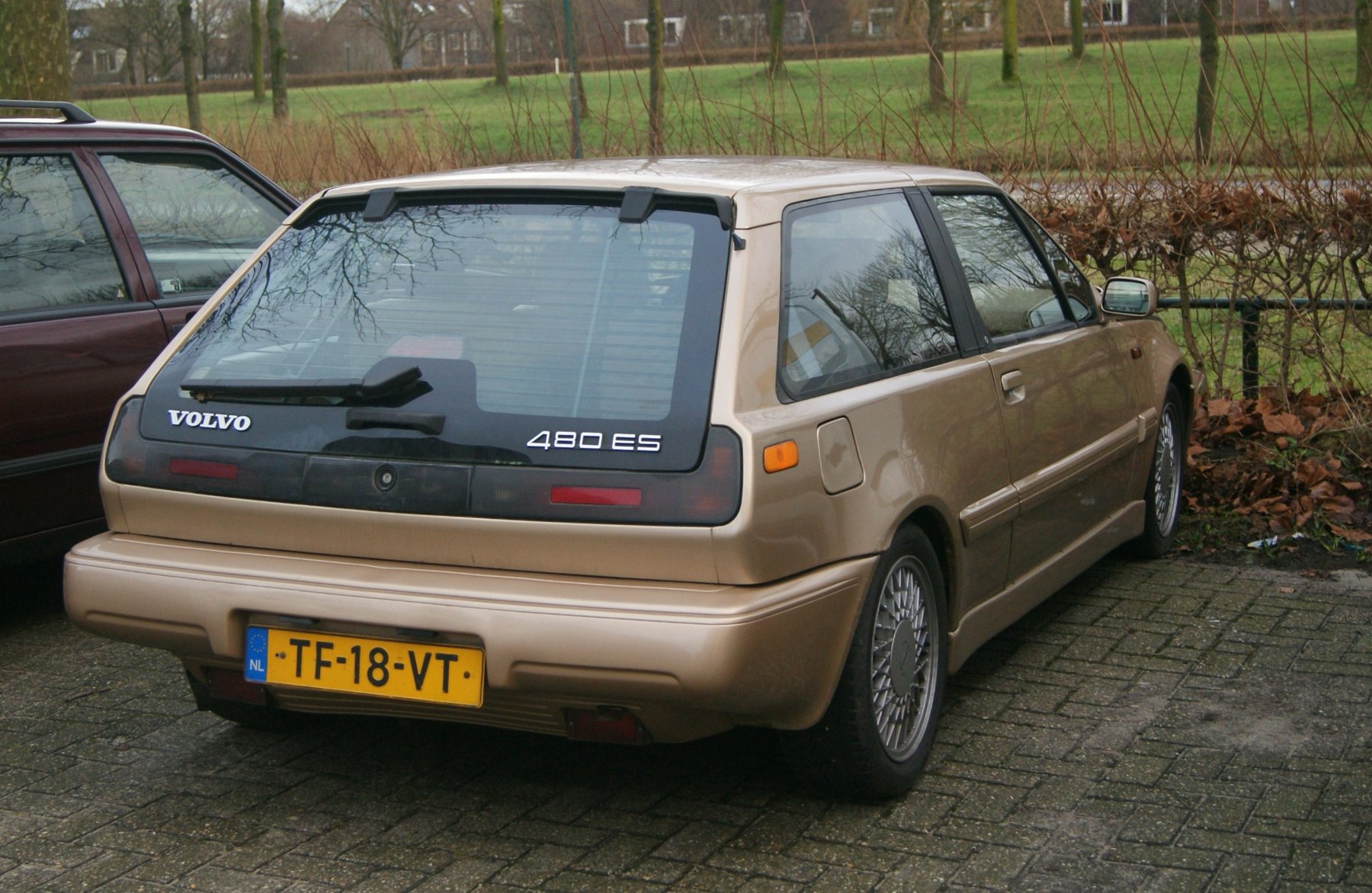 Van Volvo 480 ES VAN
