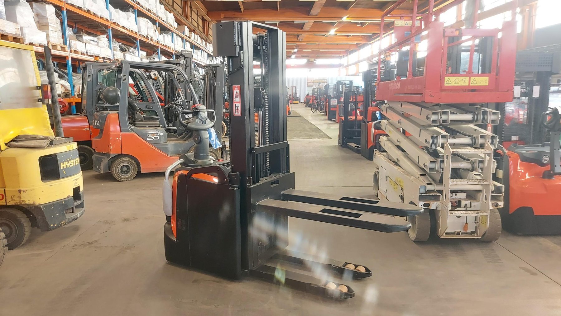 Wózek widłowy Bt SPE 125L