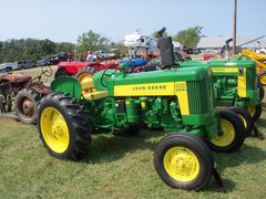 Leyland Deere 435