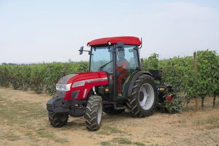 Tractor McCormick F90N