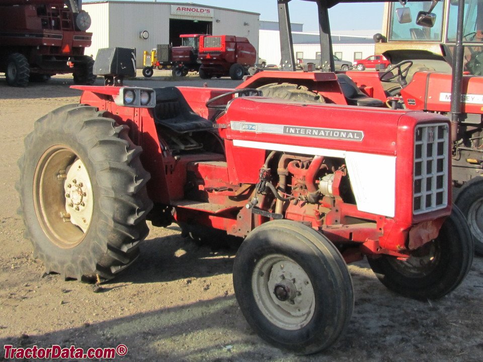 Tractor International I-574