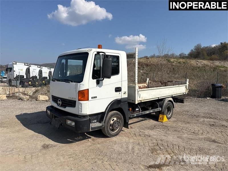 Van Nissan ATLEON 125.35 HD