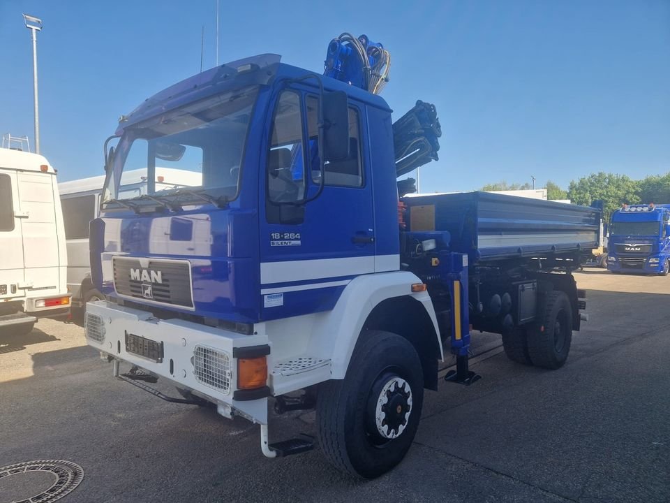 Truck MAN 18.264 MA-4X4/390